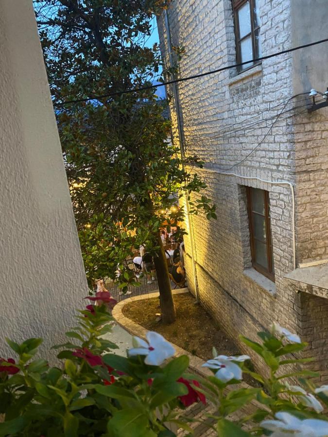 Guest House Ani Gjirokastër Dış mekan fotoğraf