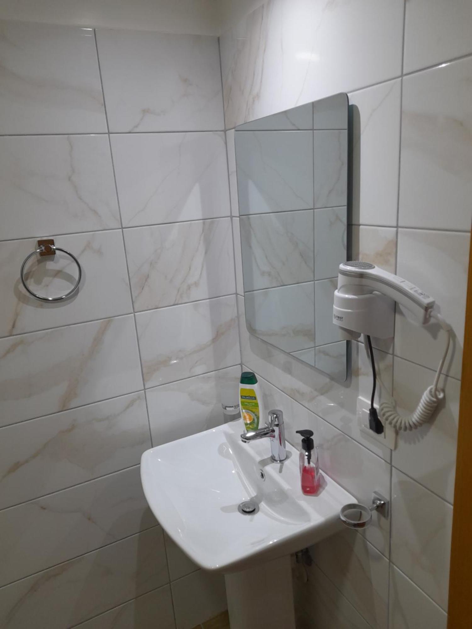 Guest House Ani Gjirokastër Dış mekan fotoğraf