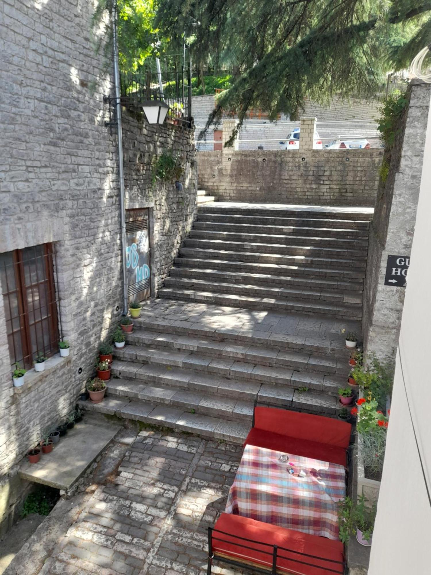 Guest House Ani Gjirokastër Dış mekan fotoğraf