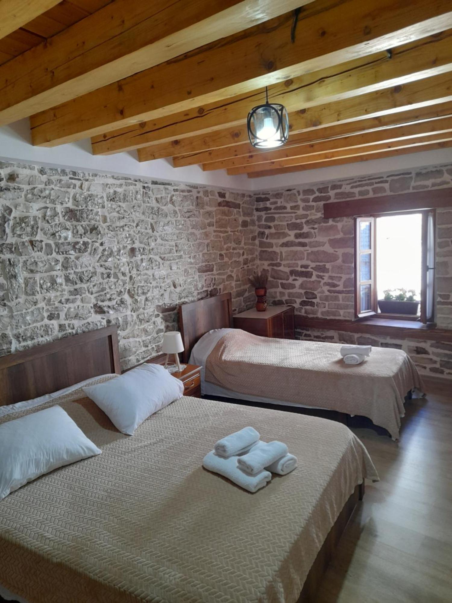 Guest House Ani Gjirokastër Dış mekan fotoğraf