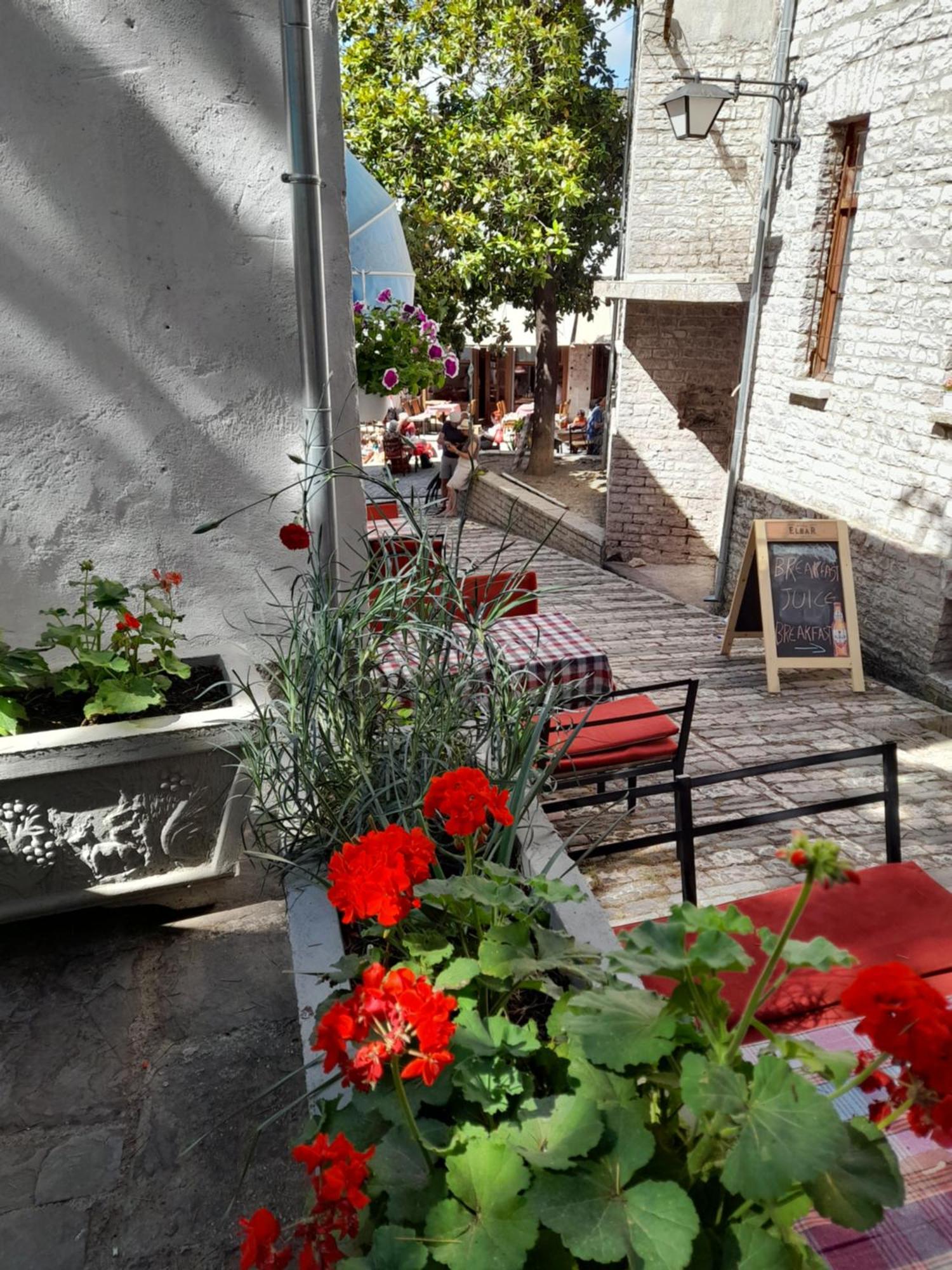 Guest House Ani Gjirokastër Dış mekan fotoğraf